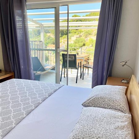 Paradise Apartments - Robinson Getaway Gdinj 外观 照片