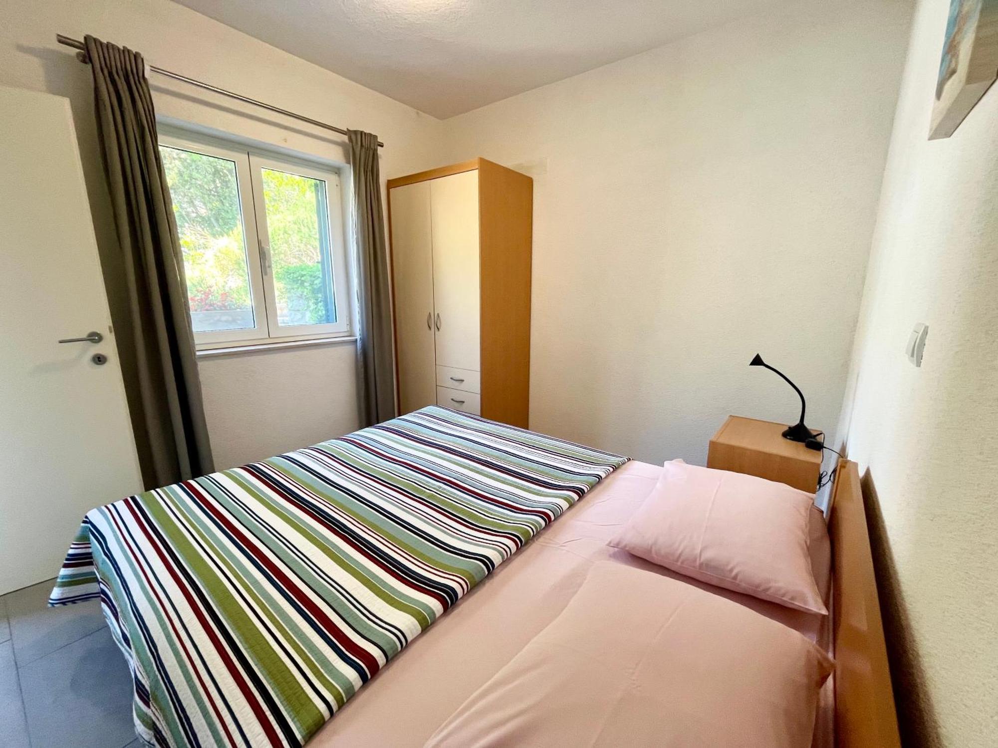 Paradise Apartments - Robinson Getaway Gdinj 外观 照片