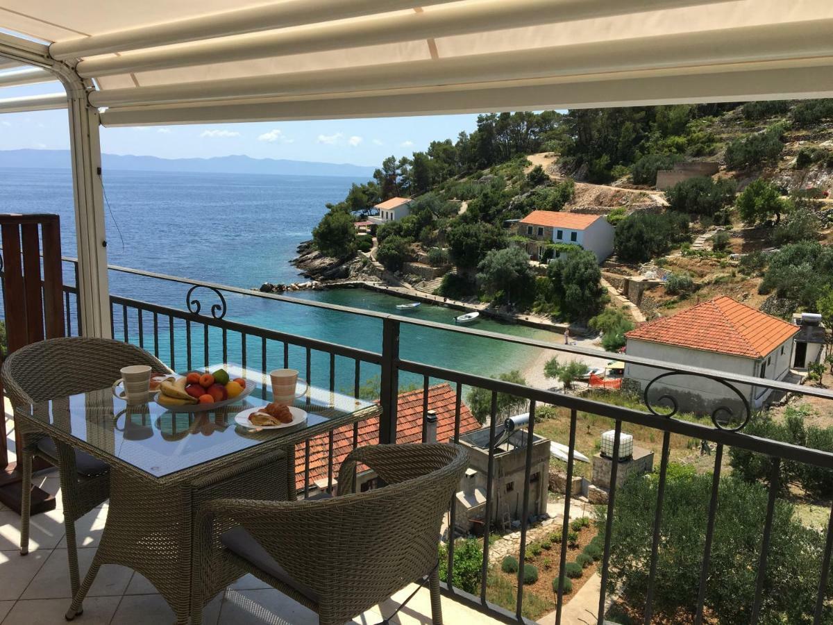 Paradise Apartments - Robinson Getaway Gdinj 外观 照片